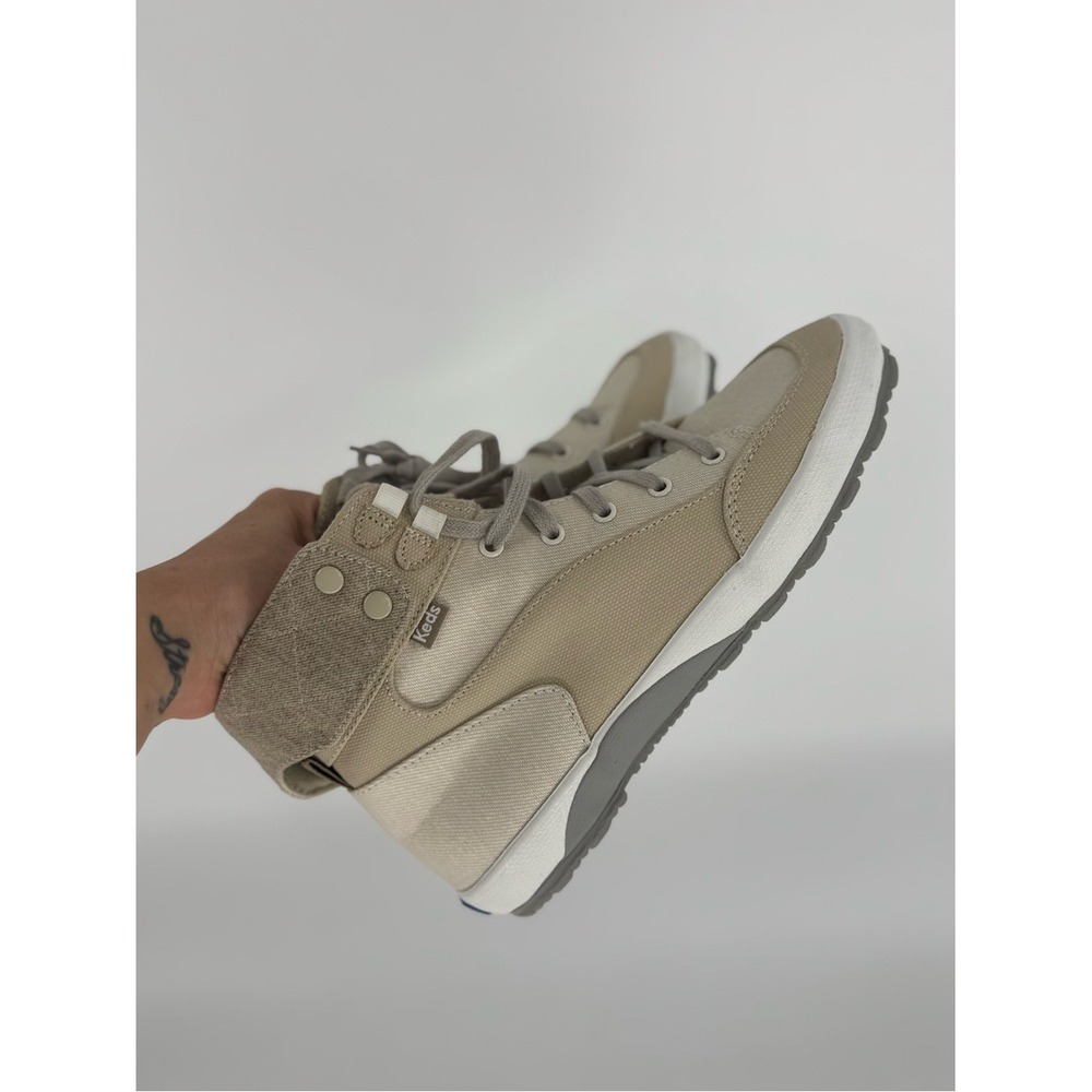 Keds Women's NWOT Beige High-Top Sneakers, Size 8.5